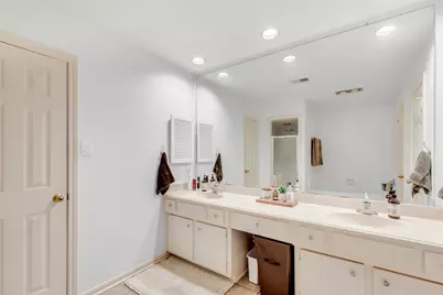 2703 Silver Falls Drive, Houston, TX 77339 - Photo 37