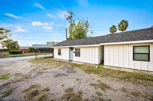 7303 Market St, Houston, TX 77020 - Photo 15