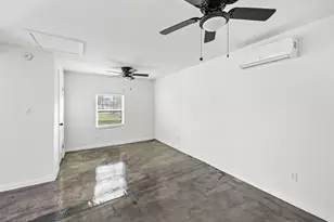 7303 Market St, Houston, TX 77020 - Photo 9