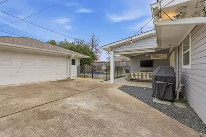 6236 Locke Lane, Houston, TX 77057 - Photo 29