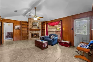 3930 Sandlewood Dr, Pasadena, TX 77504 - Photo 13