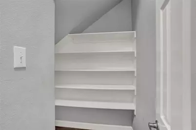 326 Brandy Ridge Lane, Dickinson, TX 77539 - Photo 9