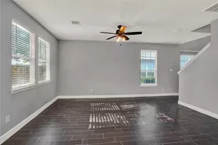 326 Brandy Ridge Ln, Dickinson, TX 77539 - Photo 5