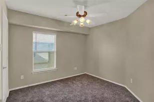 326 Brandy Ridge Ln, Dickinson, TX 77539 - Photo 17