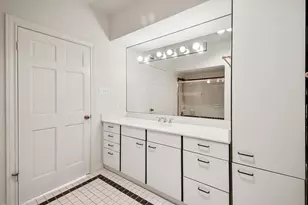 3025 Bissonnet St, Houston, TX 77005 - Photo 19