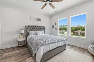 892 Paul Quinn St, Houston, TX 77091 - Photo 9