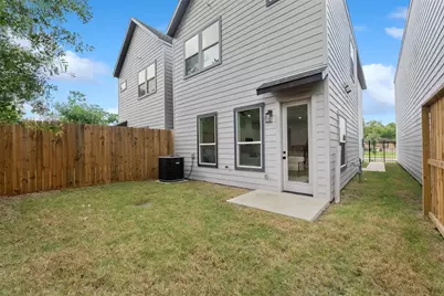 892 Paul Quinn St, Houston, TX 77091 - Photo 19