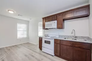 1051 W Little York Rd, Houston, TX 77091 - Photo 31