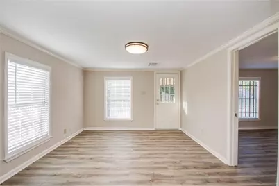 1051 W Little York Road, Houston, TX 77091 - Photo 9