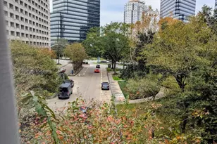 1901 Post Oak Blvd, Houston, TX 77056 - Photo 15