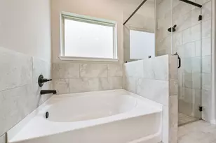 361 Selah Ct, Alvin, TX 77511 - Photo 21