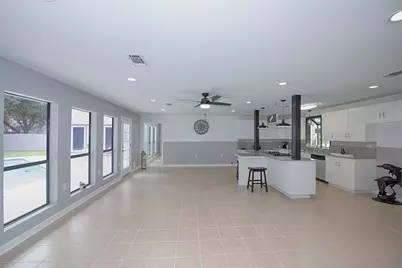 435 3rd Street, Dickinson, TX 77539 - Photo 3