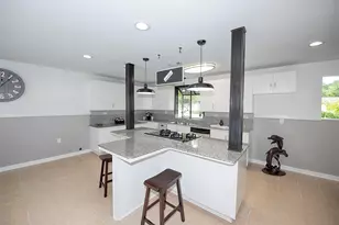 435 3rd St, Dickinson, TX 77539 - Photo 5