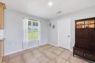 11235 Old Batson Saratoga Road, Sour Lake, TX 77659 - Photo 11