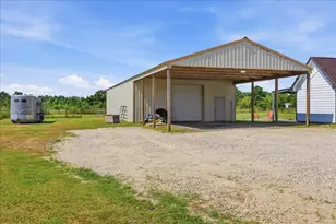 11235 Old Batson Saratoga Rd, Sour Lake, TX 77659 - Photo 37