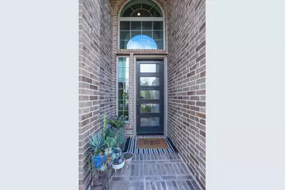 211 Castle Combe Court, Conroe, TX 77318 - Photo 5