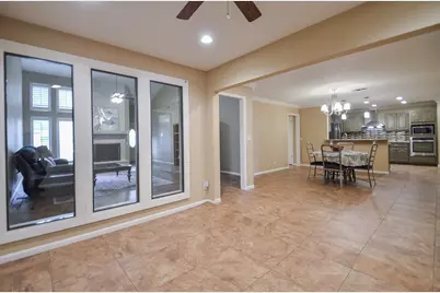 515 Regency Drive, El Campo, TX 77437 - Photo 9