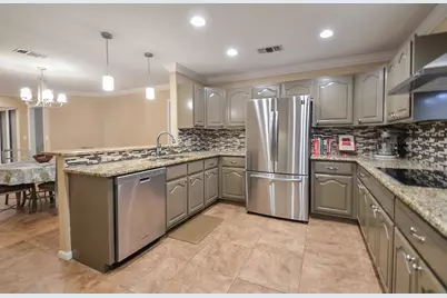 515 Regency Drive, El Campo, TX 77437 - Photo 15