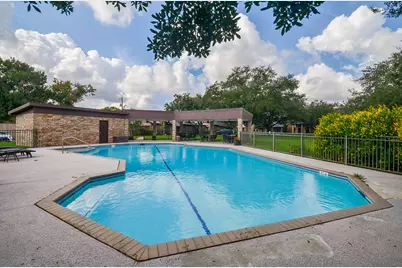 515 Regency Drive, El Campo, TX 77437 - Photo 29