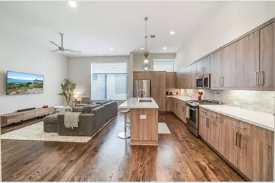 1004 California Street #203, Houston, TX 77006 - Photo 11