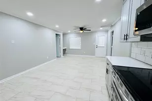 10702 Deval Dr, Cypress, TX 77429 - Photo 3