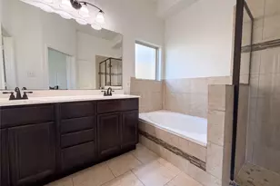 5923 Carnaby Ln, Rosenberg, TX 77471 - Photo 17