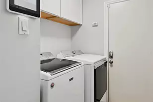 9319 Fairdale Ln, Houston, TX 77063 - Photo 21