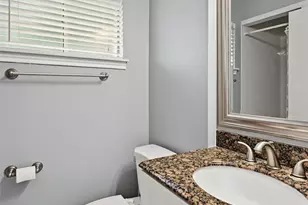 9319 Fairdale Ln, Houston, TX 77063 - Photo 17
