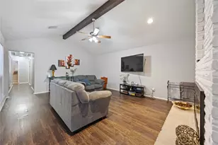 5942 Caruso Forest Dr, Houston, TX 77088 - Photo 5