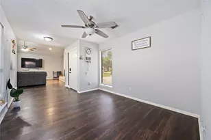 5942 Caruso Forest Dr, Houston, TX 77088 - Photo 3