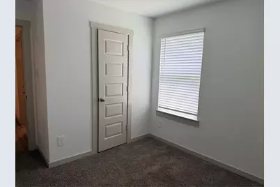 9834 Palm Royal Drive, Baytown, TX 77521 - Photo 5