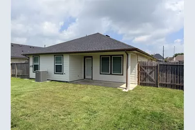 9834 Palm Royal Drive, Baytown, TX 77521 - Photo 19