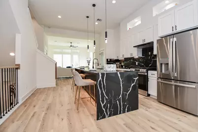 5609 Val Verde Street #C, Houston, TX 77057 - Photo 11