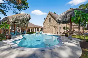 1005 Lewis, Kemah, TX 77565 - Photo 3