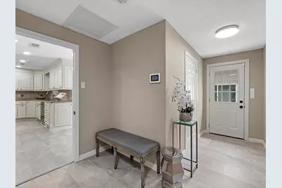 227 Faust Lane, Houston, TX 77024 - Photo 23