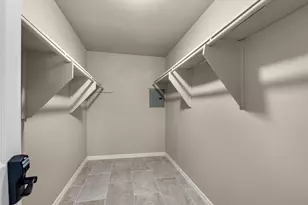 227 Faust Ln, Houston, TX 77024 - Photo 17
