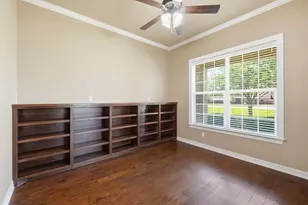 3903 Bravo Ct, Bryan, TX 77808 - Photo 7