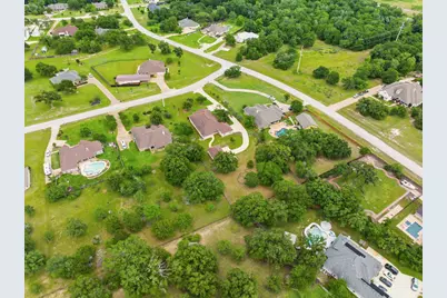 3903 Bravo Court, Bryan, TX 77808 - Photo 33