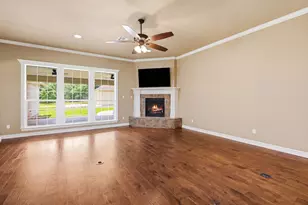 3903 Bravo Ct, Bryan, TX 77808 - Photo 9