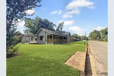 800 N Fannin Avenue, Cameron, TX 76520 - Photo 17