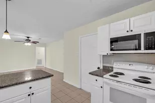 1303 S Fenner Ave, Cleveland, TX 77327 - Photo 9