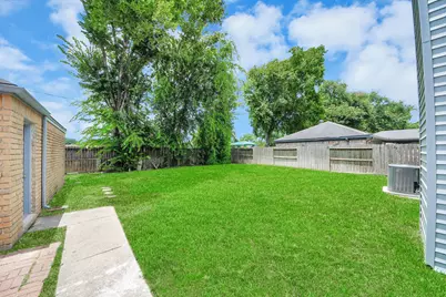 8919 Crazy Horse Trail, Houston, TX 77064 - Photo 45