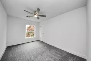 8919 Crazy Horse Trail, Houston, TX 77064 - Photo 35