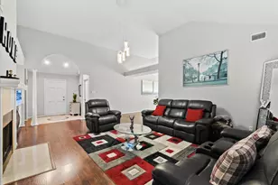 2506 Wolf Creek Pass, Houston, TX 77067 - Photo 5