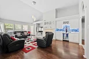 2506 Wolf Creek Pass, Houston, TX 77067 - Photo 7