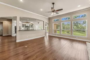 325 Planter Pointe Dr, Normangee, TX 77871 - Photo 15