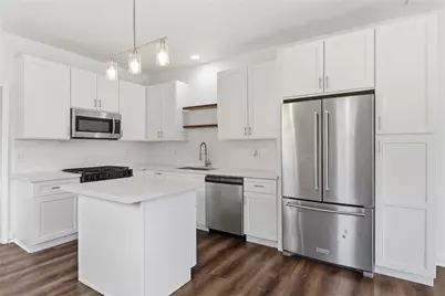 122 E James Street, Baytown, TX 77520 - Photo 17