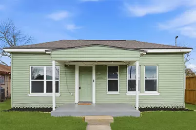 122 E James Street, Baytown, TX 77520 - Photo 1