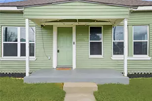 122 E James St, Baytown, TX 77520 - Photo 5