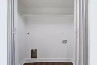 122 E James Street, Baytown, TX 77520 - Photo 37